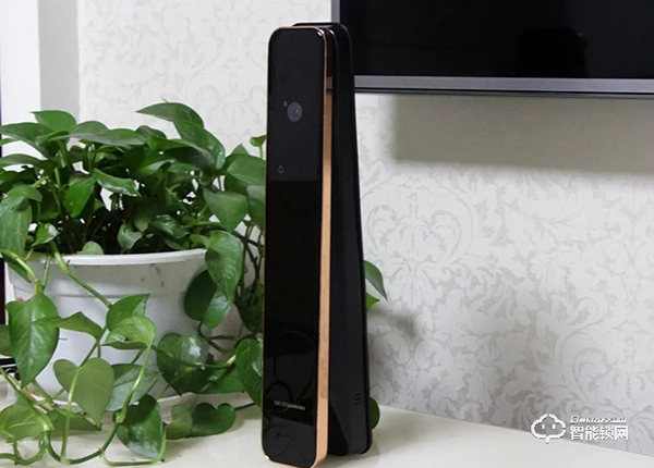 安全等級高，支持人臉識別、假鎖報警，德施曼R8智能鎖評測