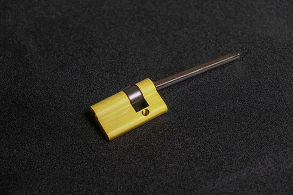 智能門鎖也帶大屏？金指碼云貓眼全自動智能鎖MK1體驗評測