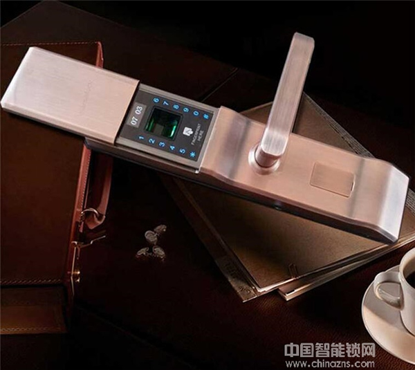 堅甲衛(wèi)士智能鎖開鎖方式_堅甲衛(wèi)士智能鎖原理 堅甲衛(wèi)士智能鎖開鎖方式_堅甲衛(wèi)士智能鎖原理
