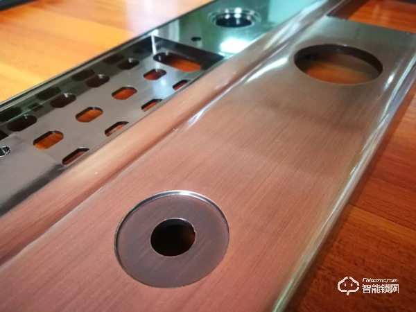 恒昱智暢:用先進設備助力生產智造 | 2019中國建博葵花獎調研團走訪實錄 恒昱智暢:用先進設備助力生產智造 | 2019中國建博葵花獎調研團走訪實錄