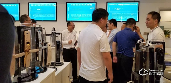 四川省閬中市楊德宇市長一行蒞臨豪力士考察指導