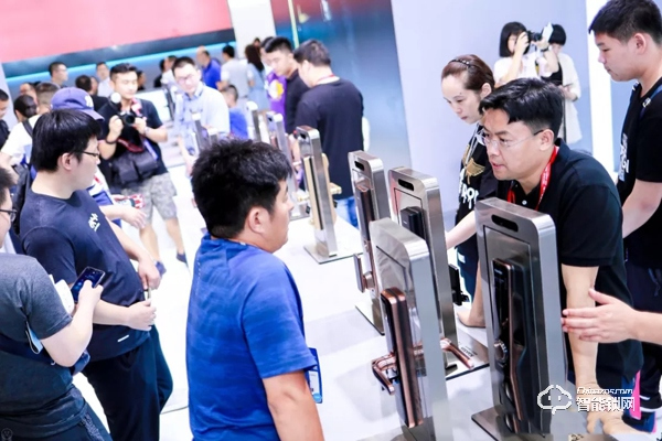 Kaadas凱迪仕建博會首秀告捷，顛覆行業科技盛宴，邀您來看！