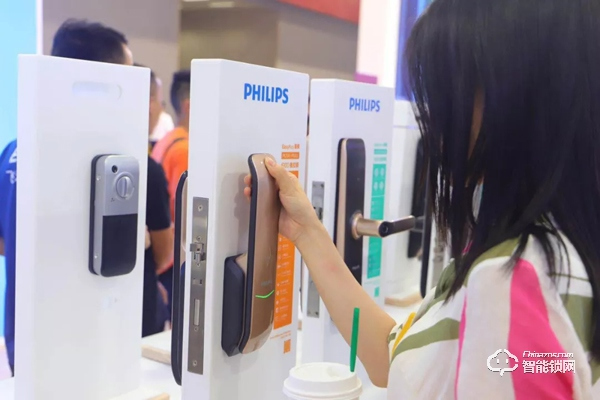 飛利浦智能鎖“搶鏡”建博會，新品首秀，驚艷廣州