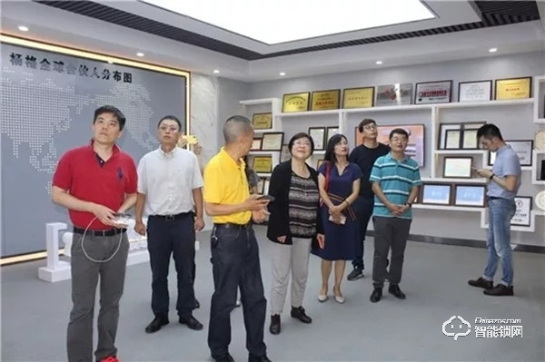 中國智能鎖行業(yè)考察團(tuán)走進(jìn)楊格