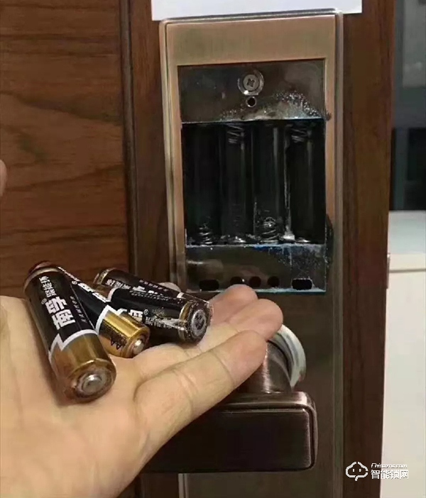 巨力智能鎖 | 智能鎖的日常保養(yǎng)與維護