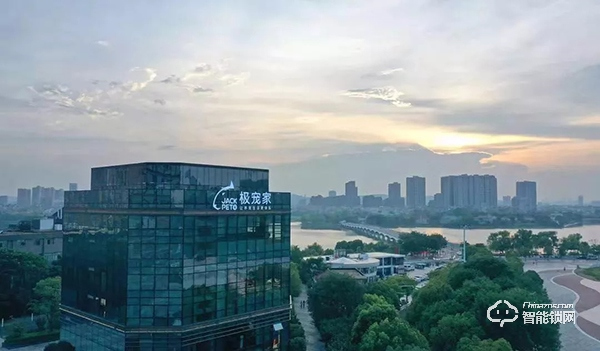 西屋智能鎖入駐新零售南京最大寵物店