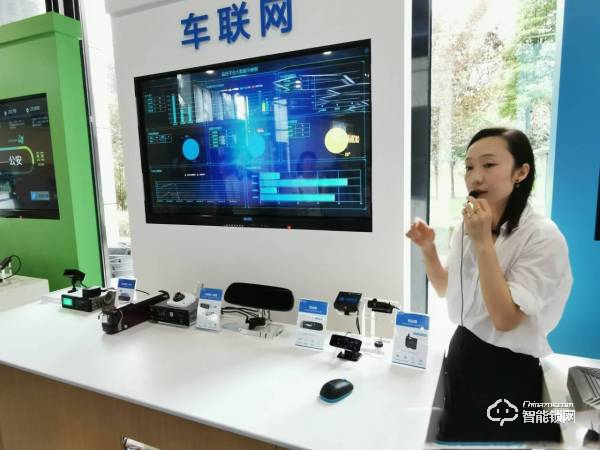 智能門鎖、智慧停車……探訪中移物聯(lián)網(wǎng) 看黑科技如何助推萬物互聯(lián)