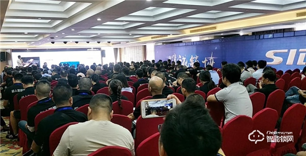 30多家主流媒體競(jìng)相報(bào)道，超人新品發(fā)布會(huì)長沙站這一次贏得漂亮