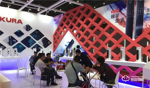 櫻花指紋鎖驚艷亮相2019中國國際五金展