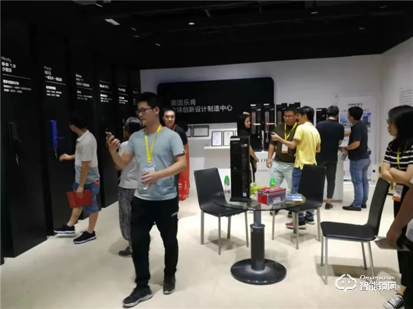 小欖五金鎖具博覽會(huì)回顧，樂肯新產(chǎn)品受到采購(gòu)商和代理商的青睞