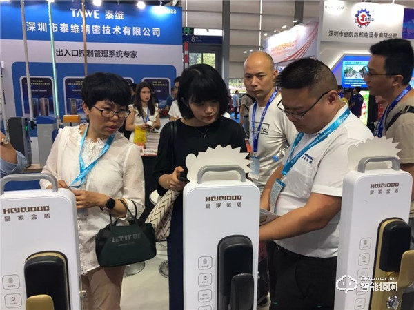 開展第一天就被搶訂火爆的皇家金盾人臉鎖，到底有多火？