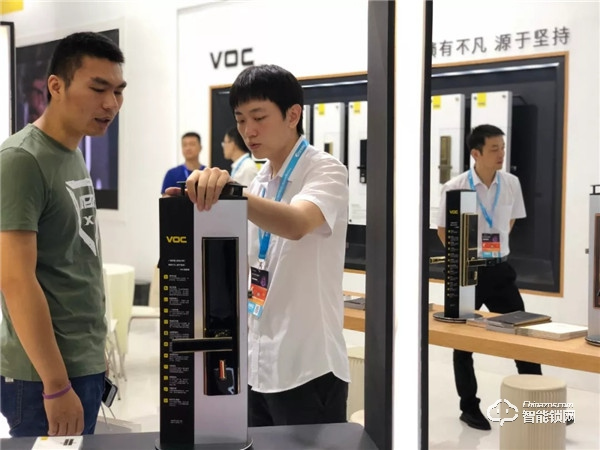 VOC &安博會 | T9智能門鎖獲金鼎獎權(quán)威認(rèn)證，譽滿安博！