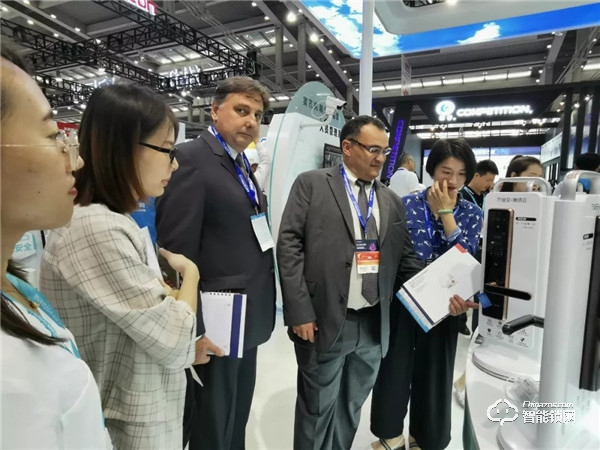 萬佳安全新亮相2019安博會，用智能家居勾勒智慧新生態