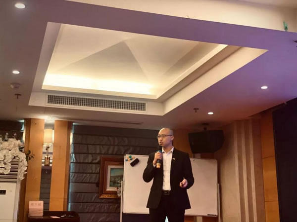 頂固智能鎖新品發(fā)布會圓滿收官,全國總訂貨額超5800萬! 頂固智能鎖新品發(fā)布會圓滿收官,全國總訂貨額超5800萬!