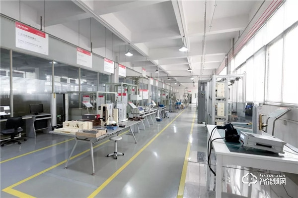 喜報!匯泰龍被認定為“廣東省省級企業(yè)技術(shù)中心”! 喜報!匯泰龍被認定為“廣東省省級企業(yè)技術(shù)中心”!