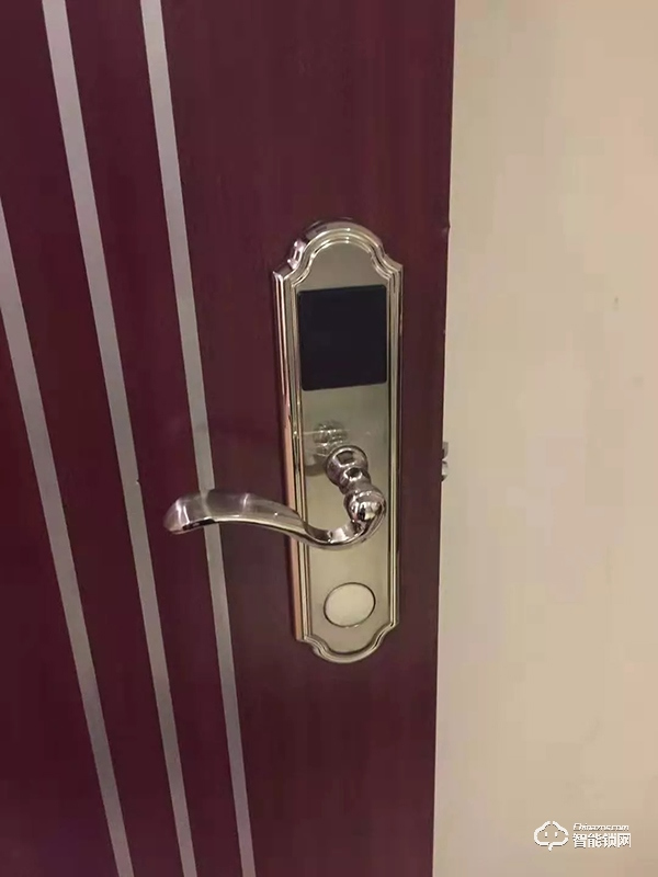 熱烈祝賀:惠州淡水鑫元閣林酒店智能門鎖調試安裝完成! 熱烈祝賀:惠州淡水鑫元閣林酒店智能門鎖調試安裝完成!