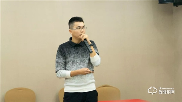 2019年度KA渠道核心經(jīng)銷商大會簽約額達1.1億,完美收官! 2019年度KA渠道核心經(jīng)銷商大會簽約額達1.1億,完美收官!