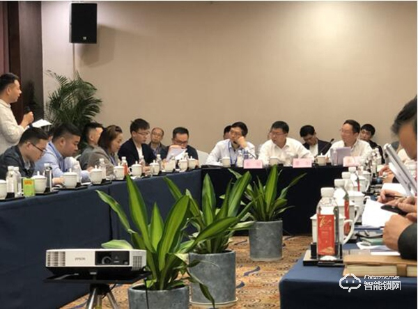 果加智能首席戰(zhàn)略官錢俊主持召開智能門鎖行業(yè)技術研討會 果加智能首席戰(zhàn)略官錢俊主持召開智能門鎖行業(yè)技術研討會