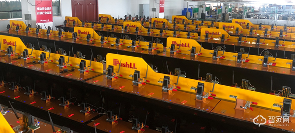 家門口的智能家居!樸墅指靜脈智能鎖給您更安全的守護(hù)! 家門口的智能家居!樸墅指靜脈智能鎖給您更安全的守護(hù)!