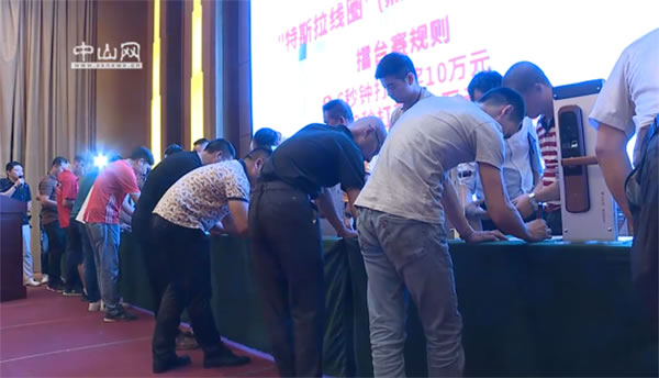 建博會開幕在即 競爭白熱化的智能門鎖行業如何搶占C位 建博會開幕在即 競爭白熱化的智能門鎖行業如何搶占C位