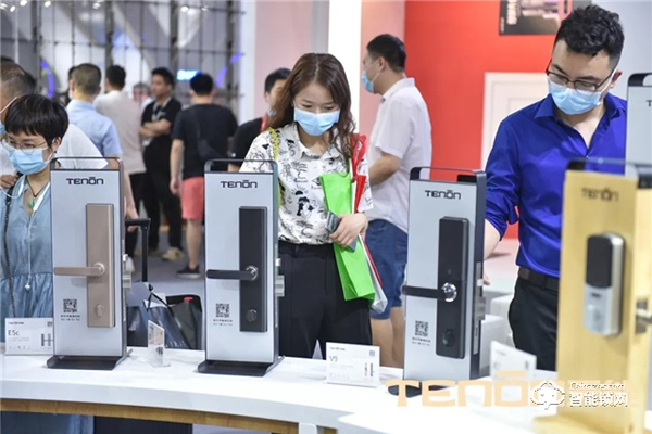 瘋狂打call丨亞太天能再獲殊榮，燃爆中國(guó)建博會(huì)