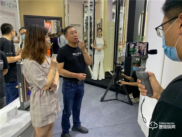 瘋狂打call丨亞太天能再獲殊榮，燃爆中國(guó)建博會(huì)