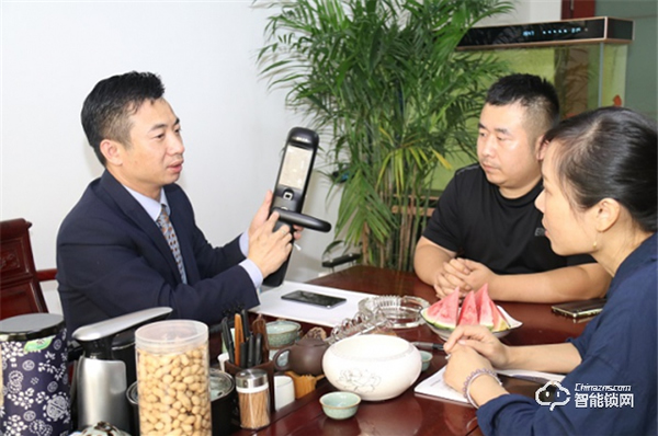 久邦智能鎖,用辦大學的思維澆灌企業(yè) 久邦智能鎖,用辦大學的思維澆灌企業(yè)