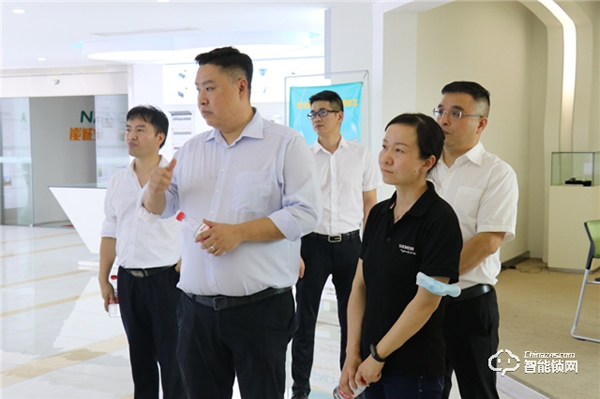 西門子產品管理總監齊宇到王力考察