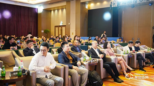 德施曼受邀參加新物獎(jiǎng)（2020）新國(guó)貨論壇，傳遞德施曼的新國(guó)貨品牌力量