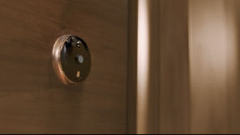 到家服務(wù)時(shí)代來(lái)臨，飛利浦智能鎖“看得見(jiàn)”讓家庭更安全