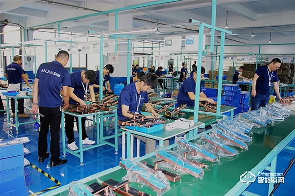 熱烈歡迎南京公安研究院蒞臨安嘉智能鎖考察 熱烈歡迎南京公安研究院蒞臨安嘉智能鎖考察