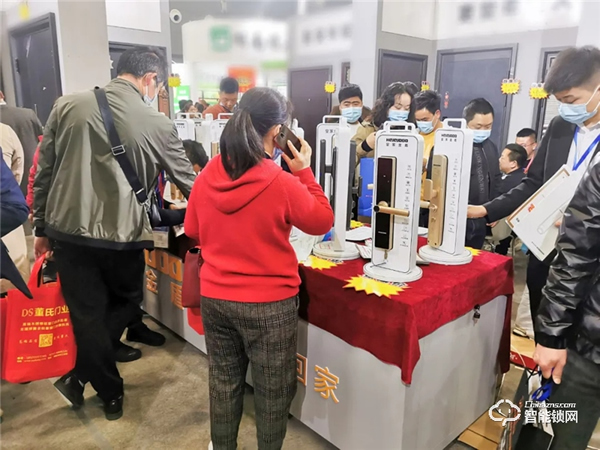 重慶、湖南、云南、山西、沈陽五省同步開展!皇家金盾人臉鎖三月展會圓滿落幕,四月見! 重慶、湖南、云南、山西、沈陽五省同步開展!皇家金盾人臉鎖三月展會圓滿落幕,四月見!