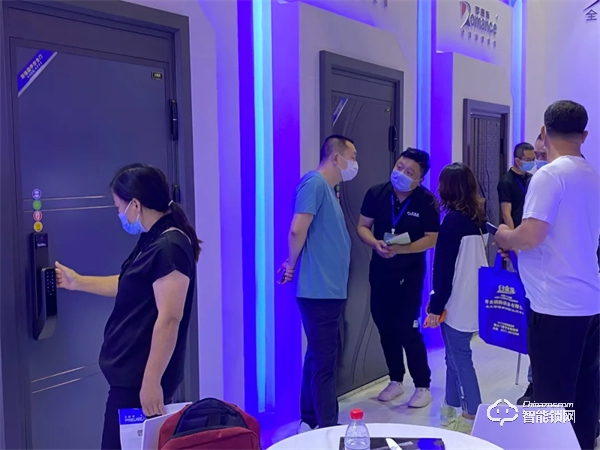 第11屆永康門博會(huì)火熱收官|(zhì)羅漫斯再創(chuàng)佳績(jī),燃爆全場(chǎng)! 第11屆永康門博會(huì)火熱收官|(zhì)羅漫斯再創(chuàng)佳績(jī),燃爆全場(chǎng)!