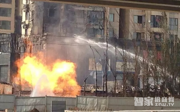 智能鎖真正解決用戶問題,讓生活安全有保障! 智能鎖真正解決用戶問題,讓生活安全有保障!