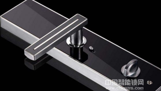 買智能鎖好還是智能帖好 買智能鎖好還是智能帖好