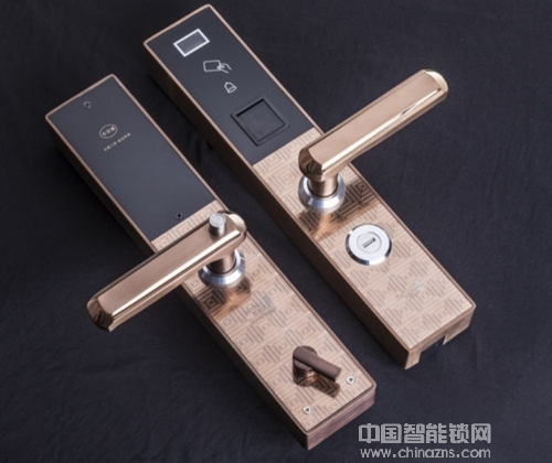 回家太晚開門不方便 智能鎖幫你解決 回家太晚開門不方便 智能鎖幫你解決