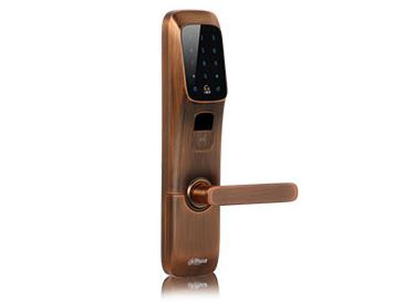 到底是指紋鎖還是傳統鎖好?一看便懂