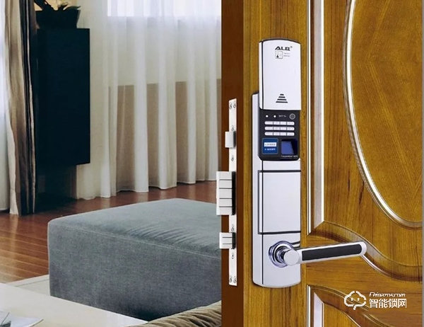 指紋鎖到底安全嗎？值得入手的指紋鎖推薦！