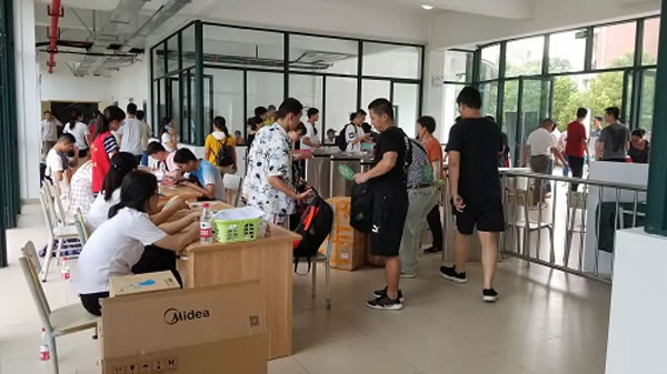 智能門鎖引領學生宿舍居住新體驗，賽客網絡助力中國藥科大學智慧校園建設