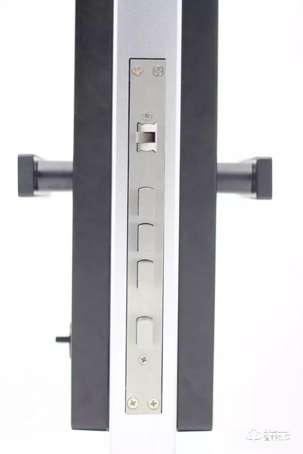 千元智能鎖市場實力黑馬!歐瑞博小金剛C1智能門鎖開箱安裝圖賞 千元智能鎖市場實力黑馬!歐瑞博小金剛C1智能門鎖開箱安裝圖賞