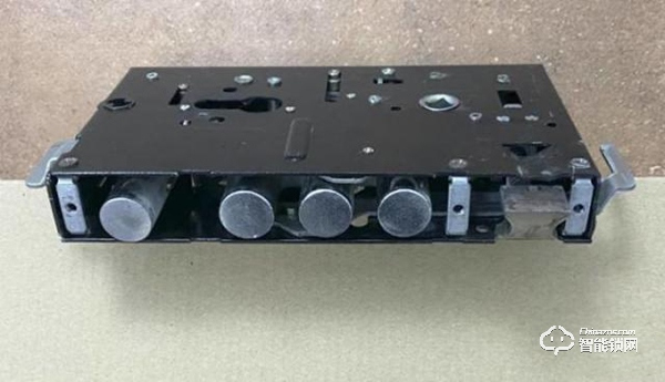 不帶鑰匙的幸福：一文詳解智能門鎖選購攻略