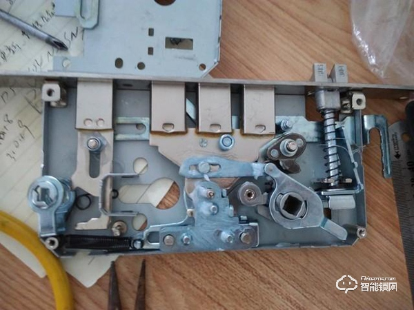 智能門鎖真的安全嗎？體驗過后跟你說點真話！