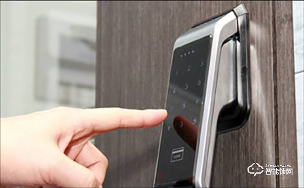 智能門鎖深受歡迎，市場(chǎng)規(guī)模持續(xù)擴(kuò)大