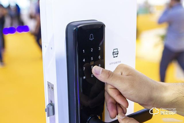 雙十一“智能狂歡”引領生活潮流，區塊鏈技術智能門鎖打破傳統