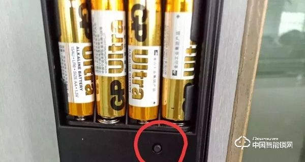 智能鎖突然“死機(jī)”了該怎么辦