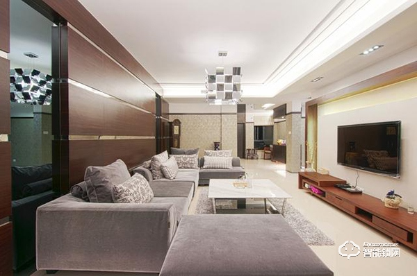 智能門鎖和機械門鎖哪個安全？懂行的人士，都知道這樣選