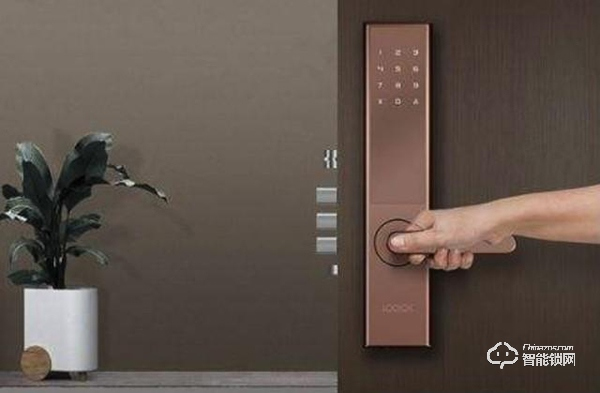 新手怎么挑選智能門鎖？認準這幾點就夠了