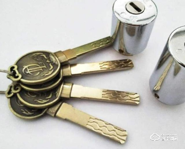 智能鎖開鎖方式越多，那其破解的方式也會越多