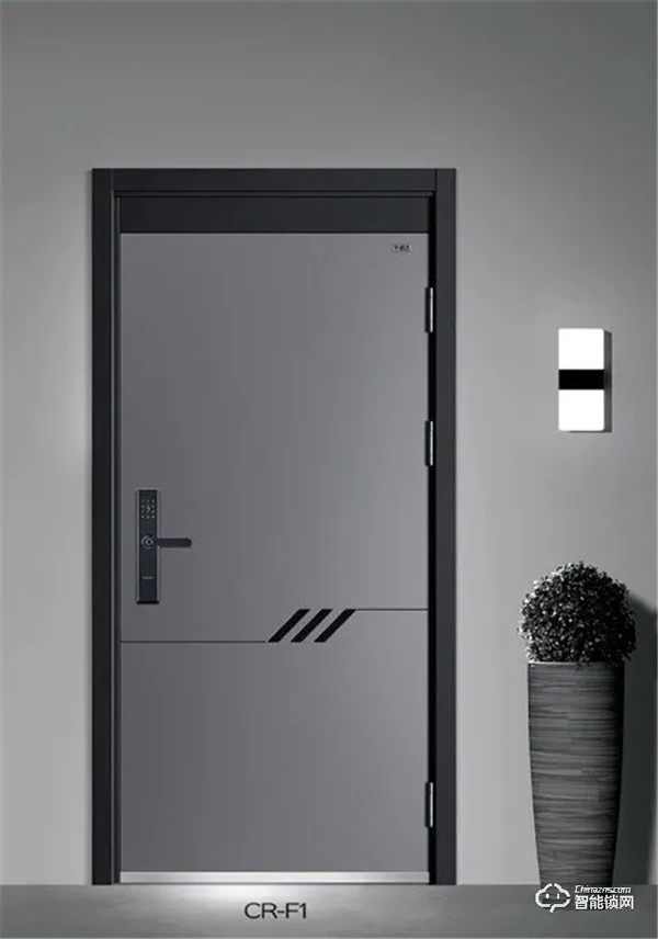 重磅！超人推出多款智能門，以極簡輕奢，能否重新定義現代戶門？