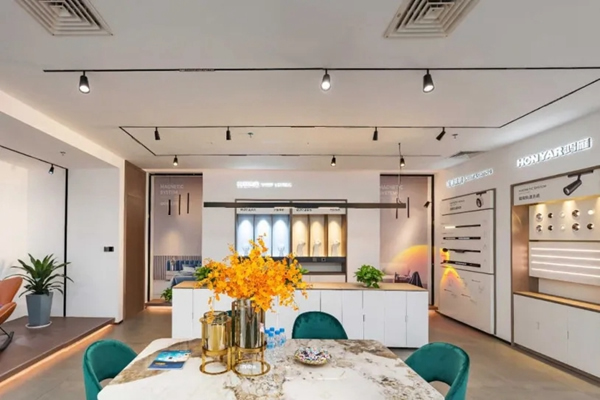 再下一城，鴻雁電器最大智能家居體驗(yàn)館落地中山星光聯(lián)盟